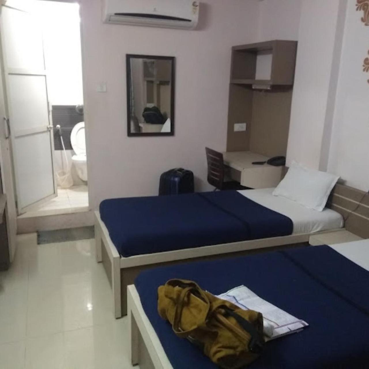 Divya Jyot Residency Bhuj Hotel Exterior photo
